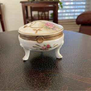Arco Porcelain Trinket Box